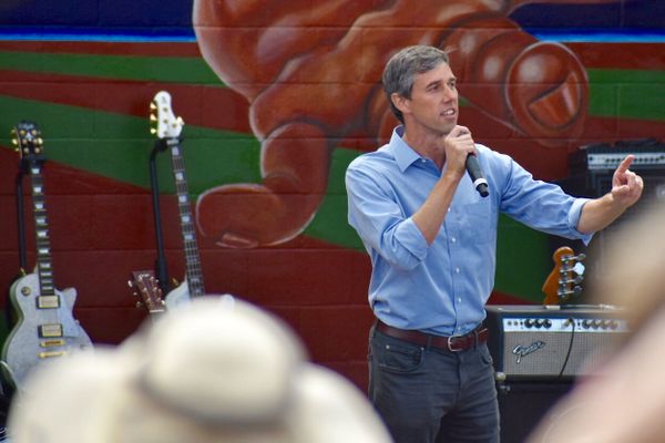 BREAKING: Beto O'Rourke Outraises BERNIE SANDERS and ALL other Presidential Candidates with his First Day Haul of $6.1mill